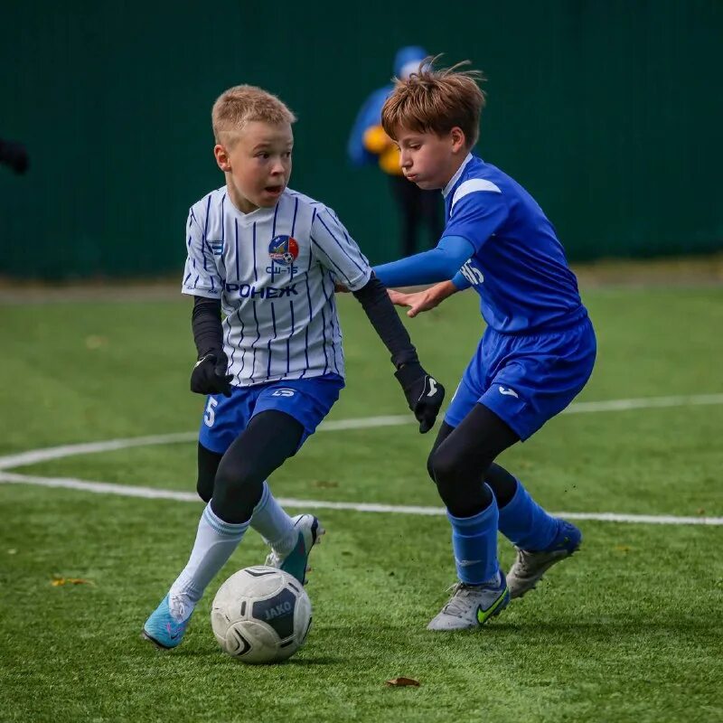 Динамовец 2011. Динамовец 2011. Евгений жилкин футболист. Динамовец 2011. Гульт терек 2011.