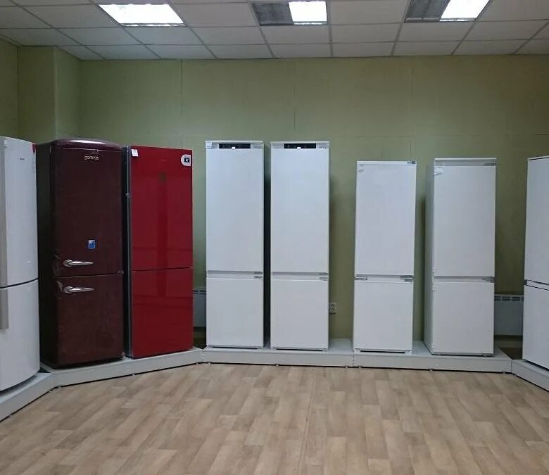 Адреса б у холодильников. Холодильник б/у. много холодильников. много холодильников б/у. магазин б/у холодильников.