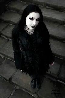 Under the witch gothic
