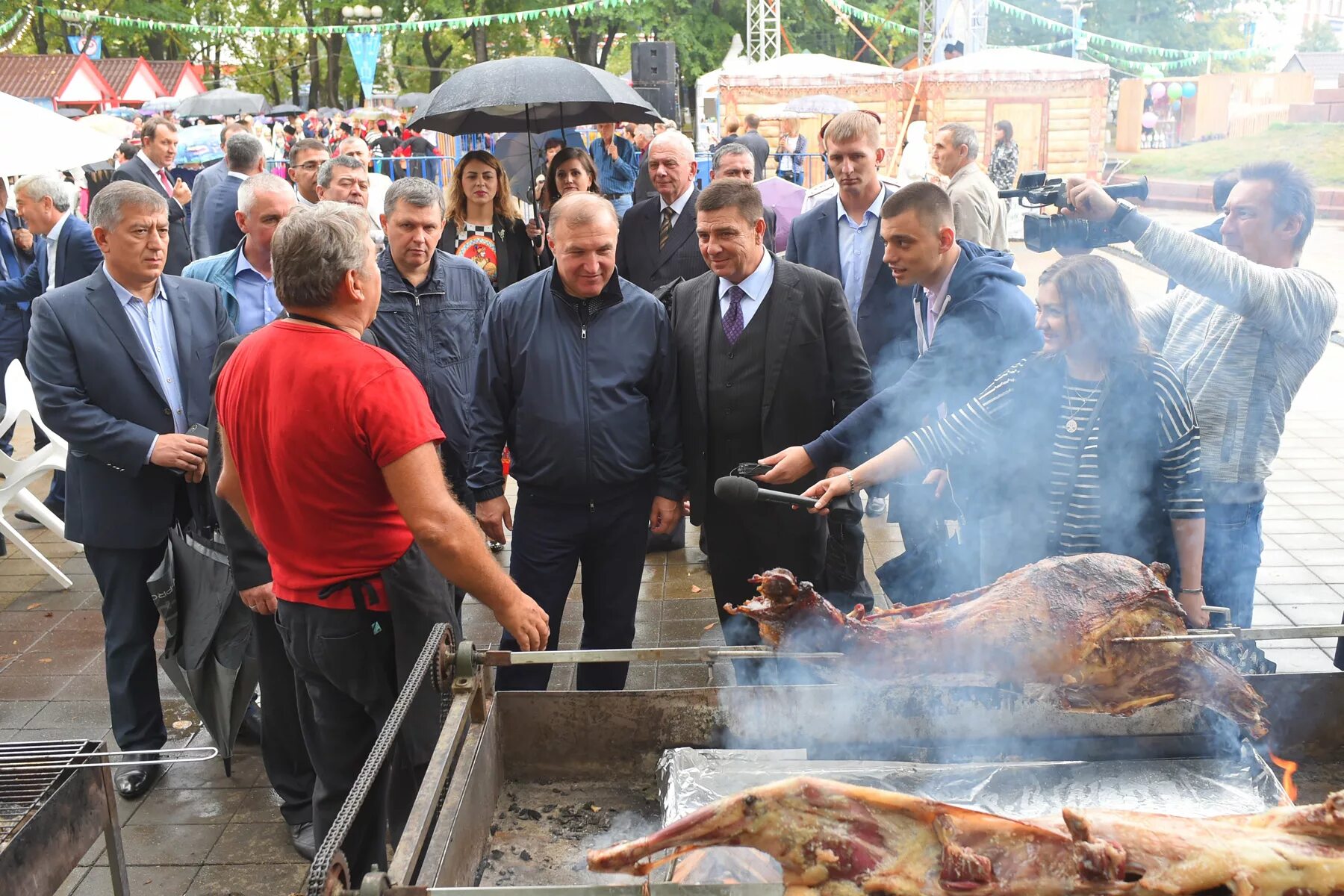 майкоп мероприятие. депутат майкопа 2022. новости адыгеи сегодня. гетманов андрей леонидович майкоп. адыгея майкоп кумпилов.