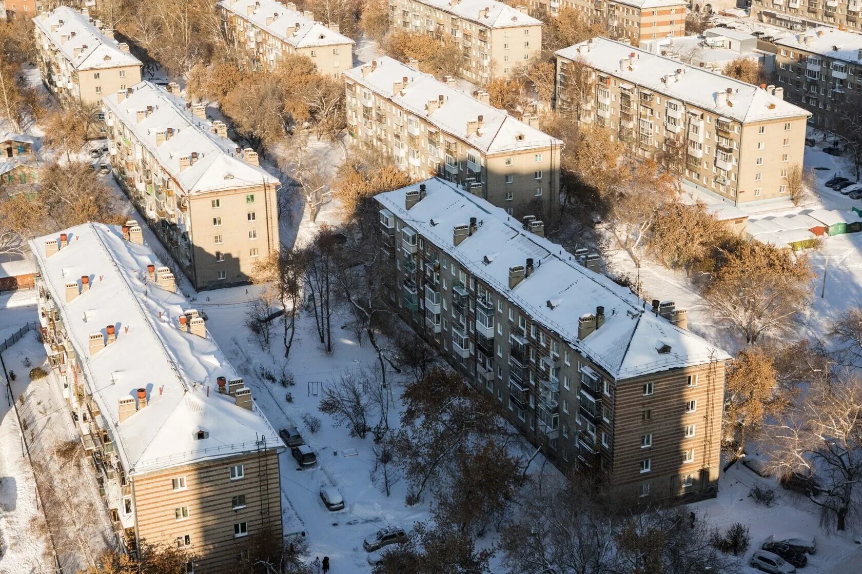 Какого цвета хрущевки. Четырехэтажная хрущевка казань. подольск хрущевки. панельная хрущевка пятиэтажная.