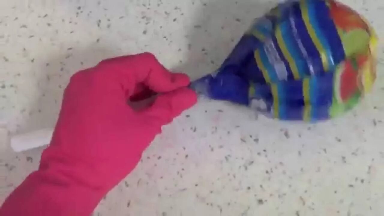 Лайфхак чупа чупс. Лайфхак для чупа чупса. Как быстро открыть чупа чупс лайфхак. Чупа чупс. Шутки про чупа чупс.