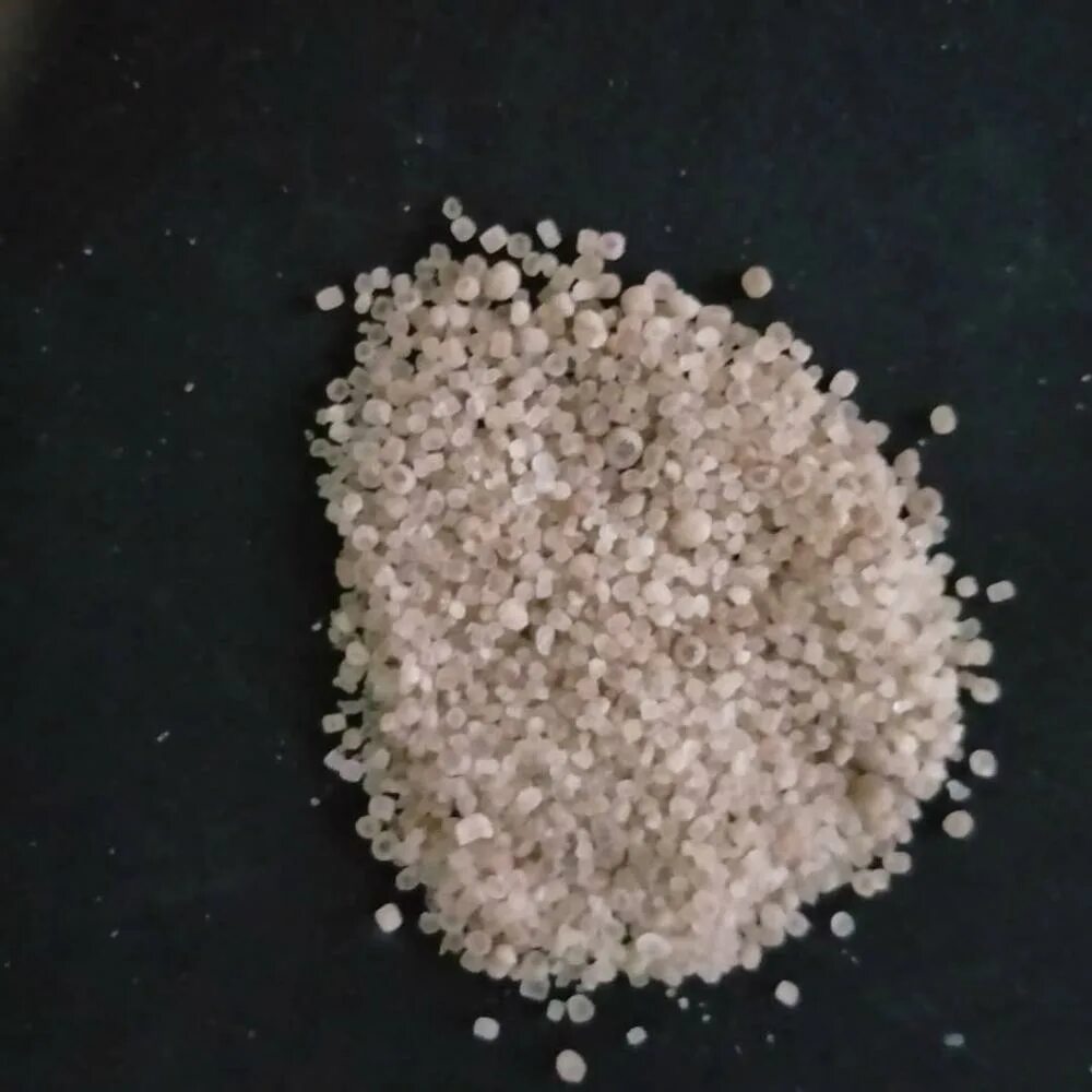Кристаллическая аммиачная селитра. Calcium nitrate fertilizer. Реакция нитрата цинка с гидроксидом натрия. Сульфат аммиака. Нитрат аммония сульфит натрия.