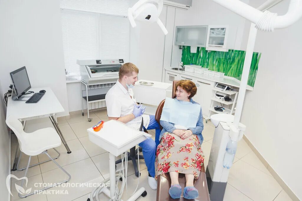 Практик саратов детская стоматология. Стомпрактика на братьев кашириных 54г. Частная стоматологическая клиника. Стоматологическая практика на братьев кашириных. Тарасова 40 челябинск стоматология.