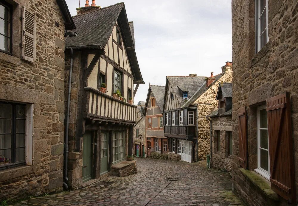 рай восточный суссекс англия. старые маленькие города. деревня кольмар франция. маленький городок. старые маленькие города.