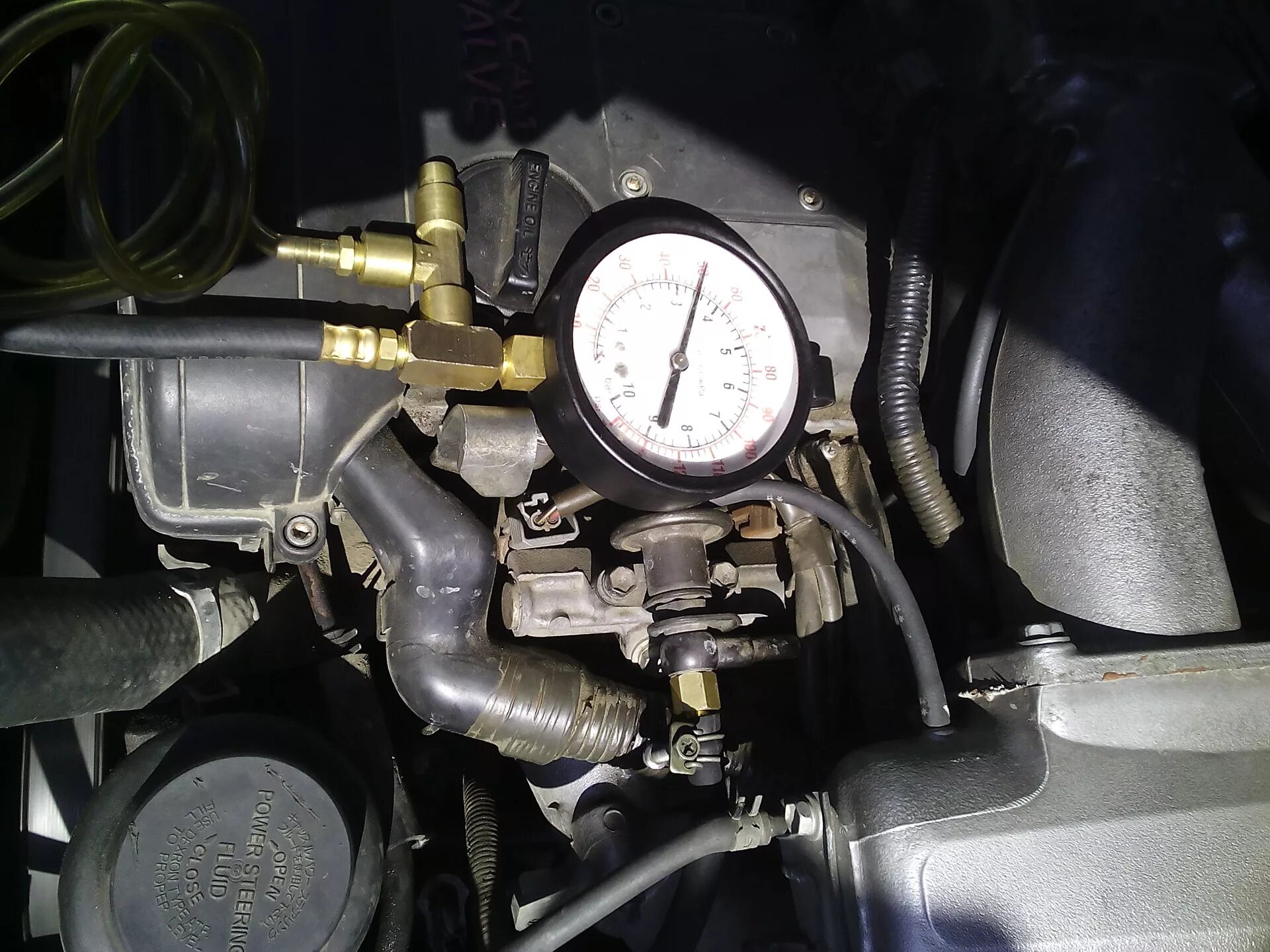 Давление в рампе 1.8 tsi. Замер давления топлива 1jz ge. давление топлива 1jz ge vvti. регулятор давления топливной рампы 1jz. 1jz-ge давление топлива.