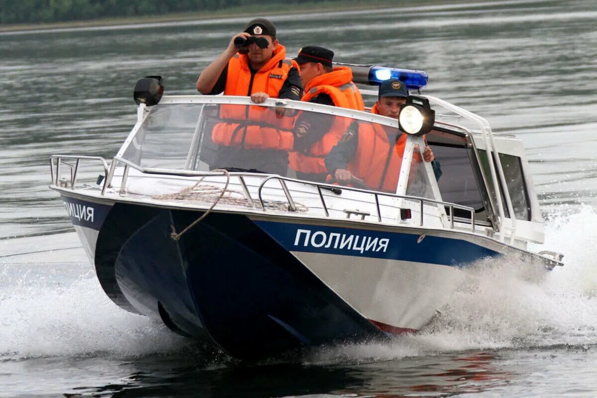 Регистрация водного транспорта. Катер Patrol-1000 ГИМС. Корвет 850 катер ГИМС. Патрульный катер ГИМС Сильвер. Полицейский катер.