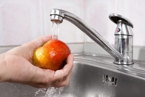 Плохо вымытые фрукты