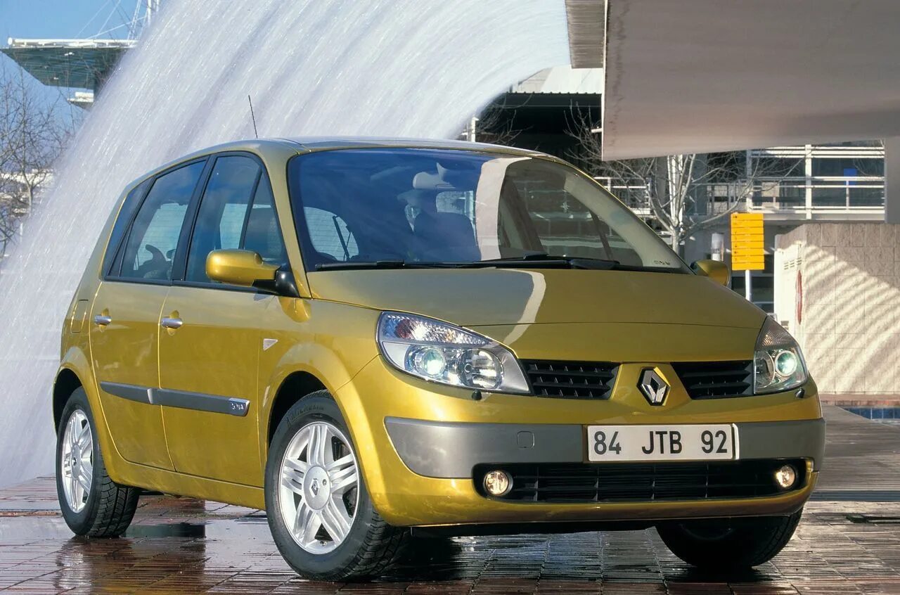 Модификация Renault Scenic 2 поколение 5-дв. 1.5 dCi MT (80 Hp) в кузове минивэн