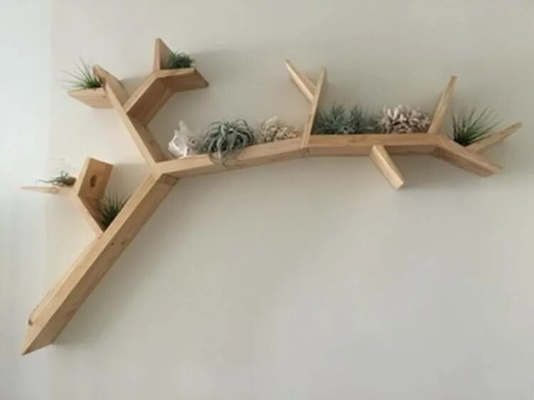 Tree shelf