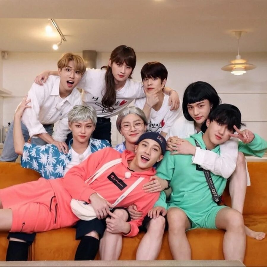 Группа skz участники. K-pop группа stray kids. Lee felix stray kids 2021. Группа stray kids 2023. Группа stray kids 2022.