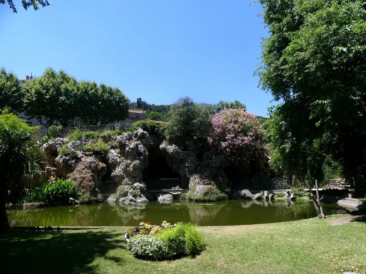 парк отель эра цандрипш. отель эра абхазия цандрипш. эра абхазия цандрипш. парк эра. парк донской табак цандрипш.