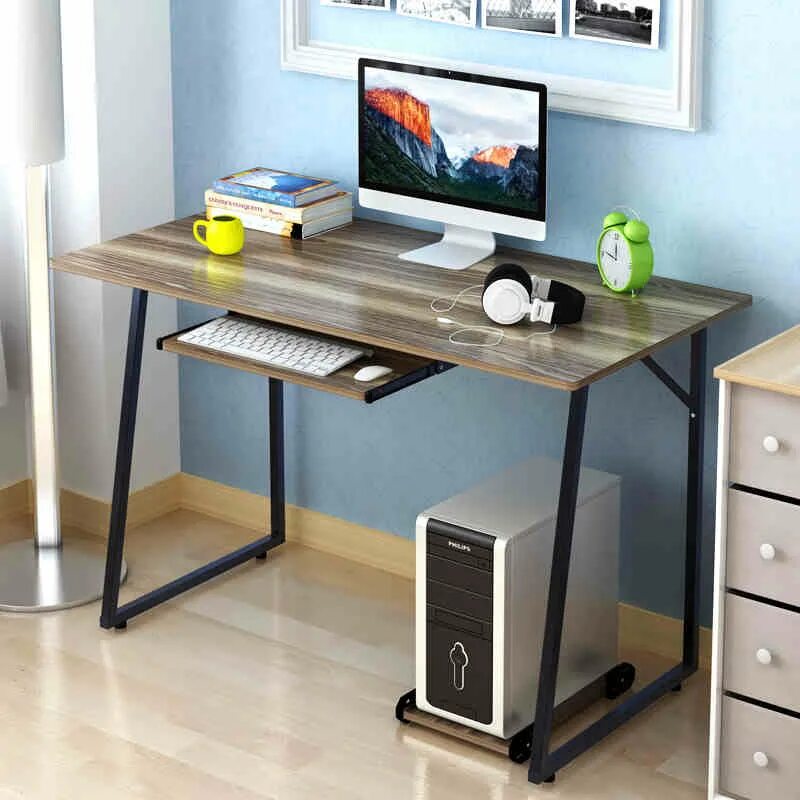 Computer desk