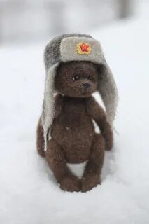 Андроид в ушанке