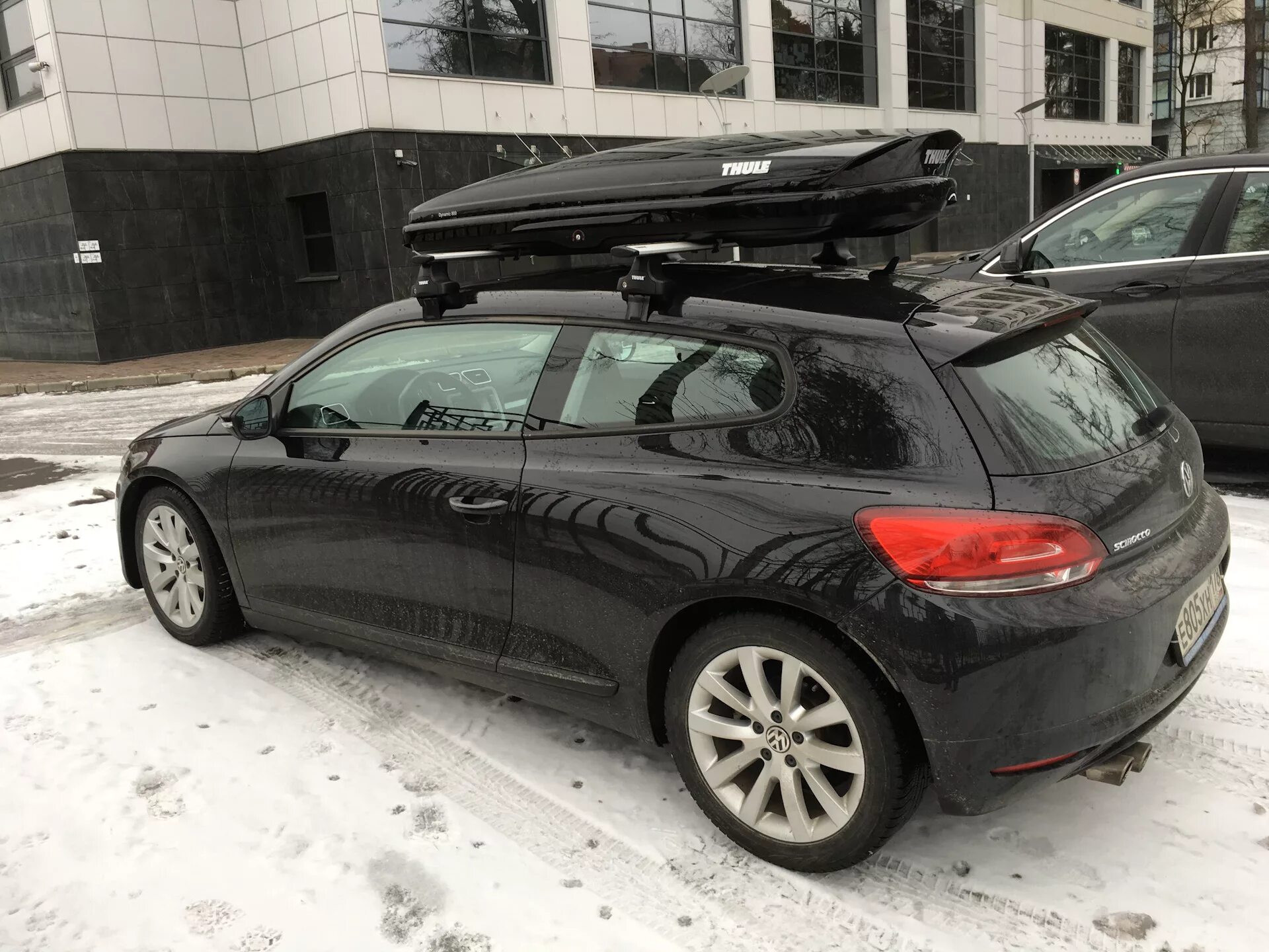 Thule dynamic. Thule Dynamic m 800. Thule Dynamic m (800) черный. Багажник Thule Dynamic m. Thule Dynamic 800 Insignia.