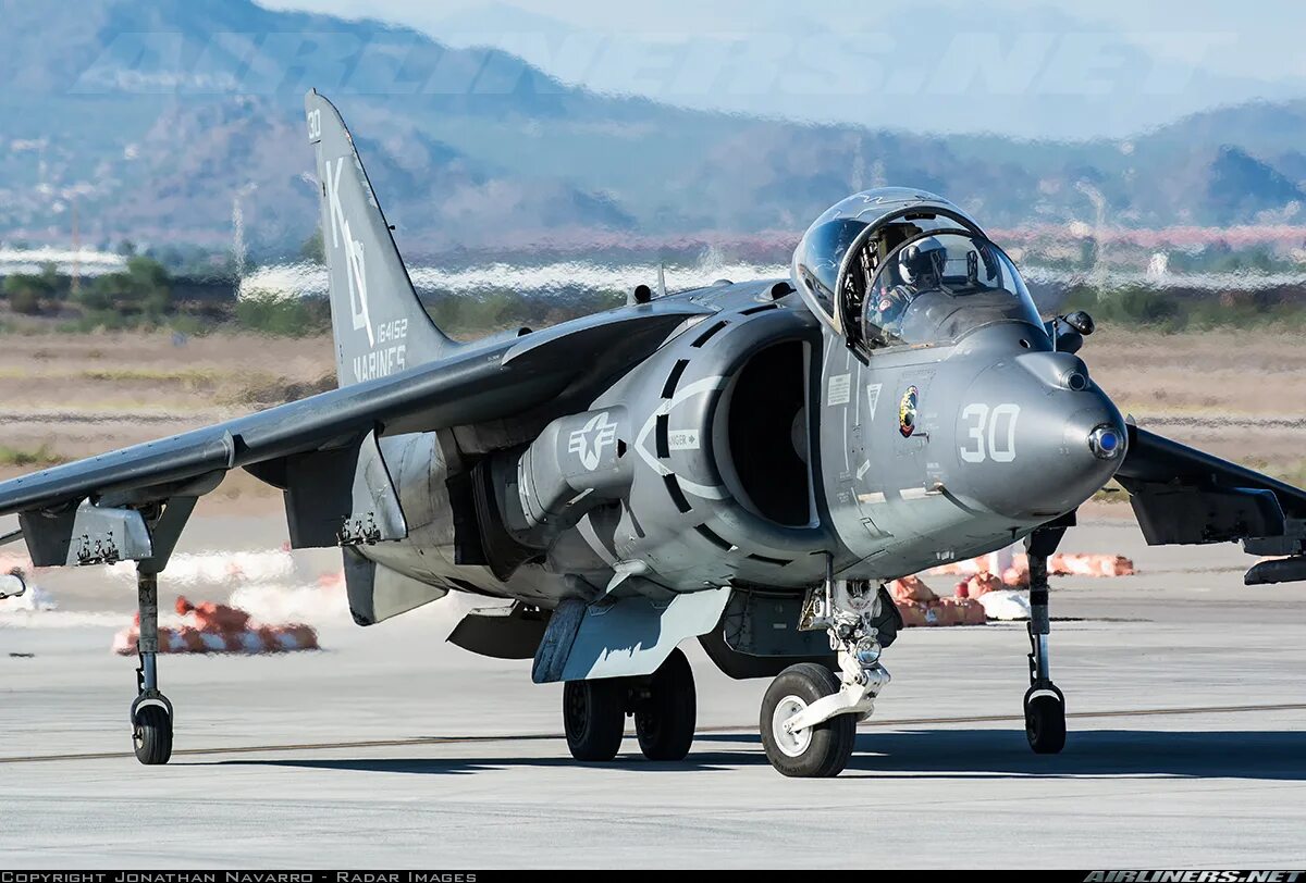 Av-8b Harrier II. MCDONNELL Douglas av-8b Harrier II. Av-8b Harrier. Самолёт MCDONNEL Duglas av 8b Harrier II. Av 8b