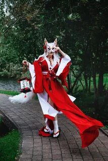 Kitsune cosplay