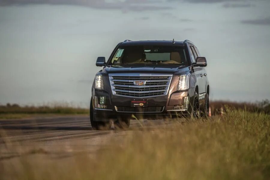 Кадиллак 6 на 6. Cadillac ct 6 2019. Cadillac escalade v 2023. Кадиллак на фоне моря. Cadillac escalade 2015.