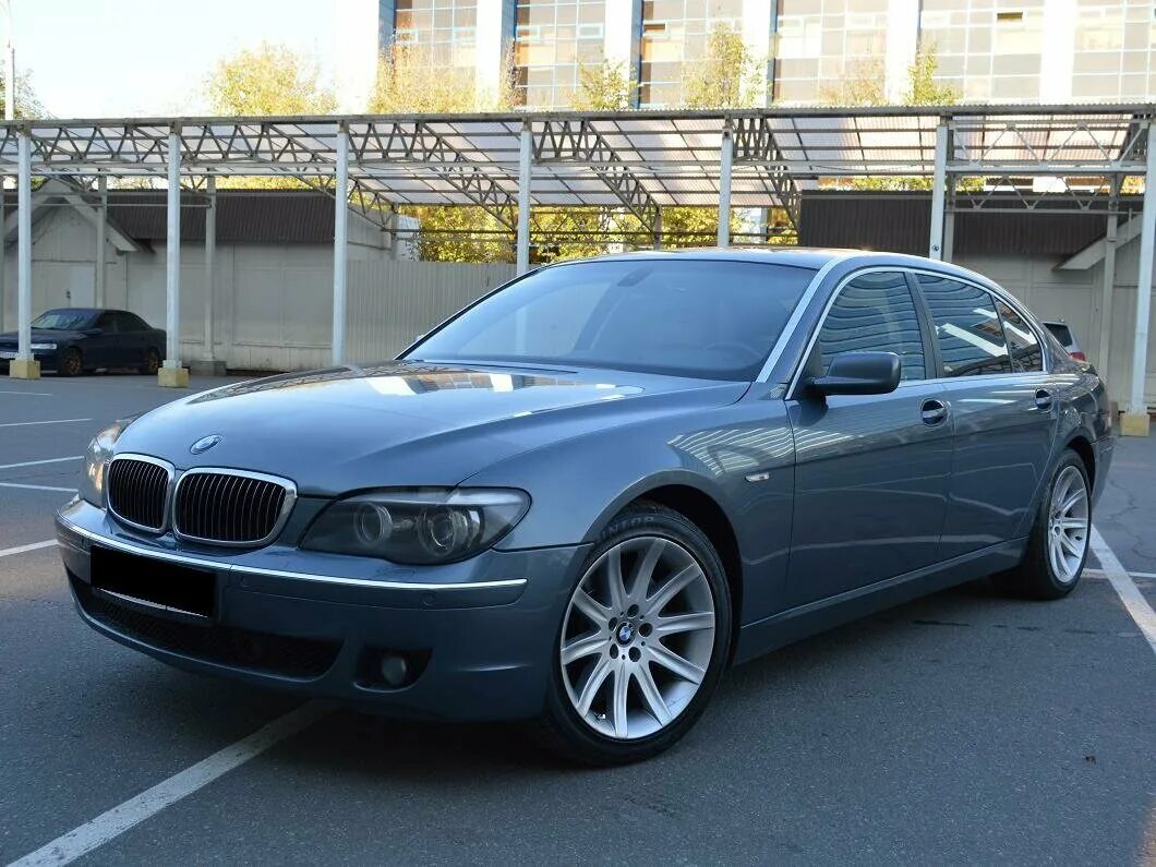 Бмв 750 москва. BMW e65 750i. BMW 7 e65. BMW e65 2008. БМВ 7 е65 2008.