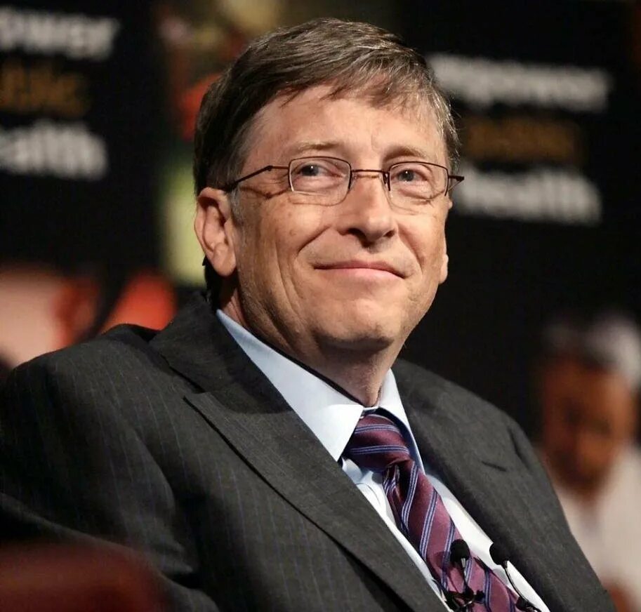 Известный человек бизнесмен. Роман для абрамовича. Известный человек бизнесмен. Джефф безос самый богатый человек в мире. Стив джобс миллионер.