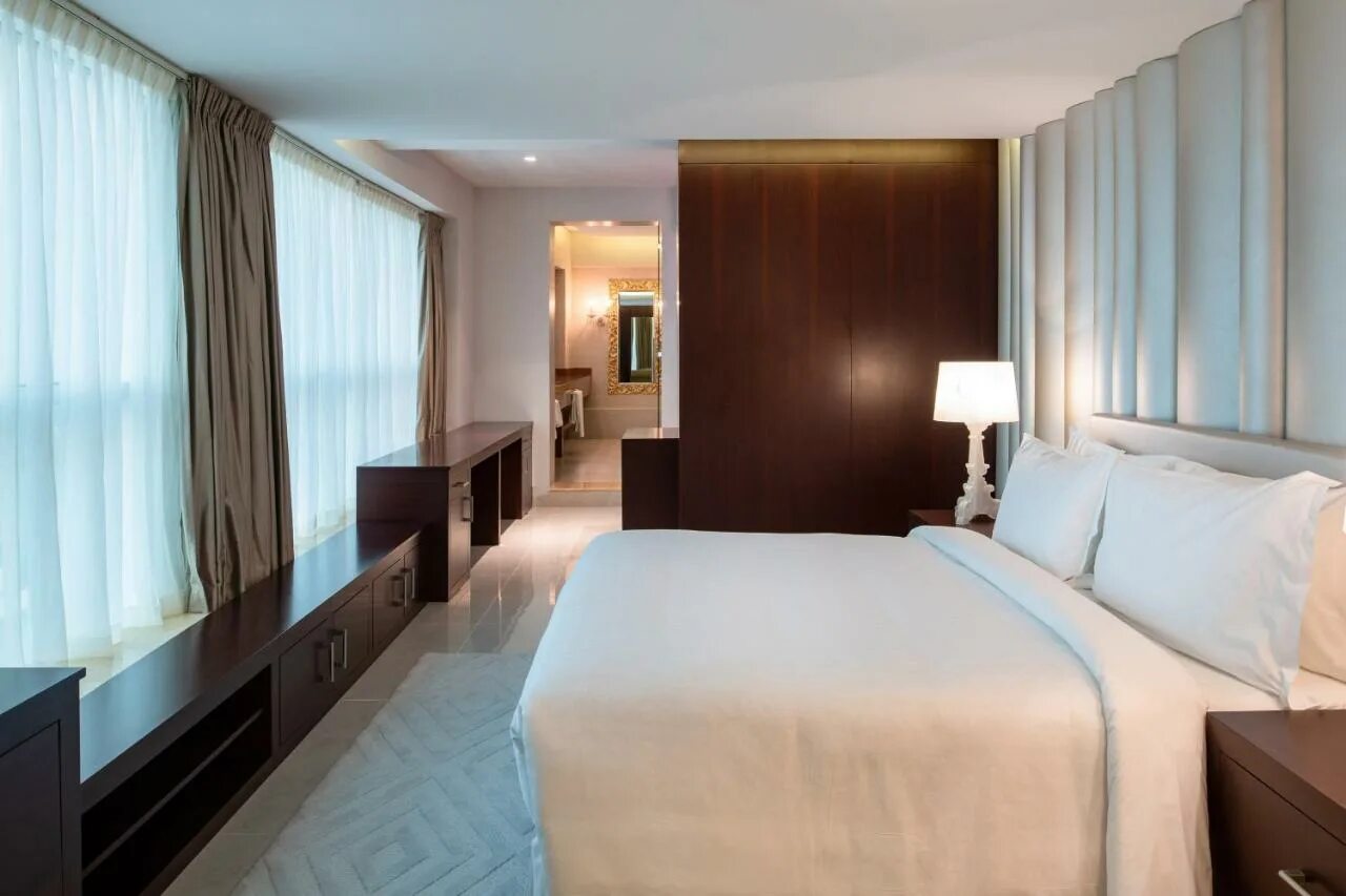 Four points 4. Отель four points by sheraton sharjah. шератон шарджа 4. four points by sheraton sharjah  шарджа (sharjah). дубай шарджа отель поинтс.