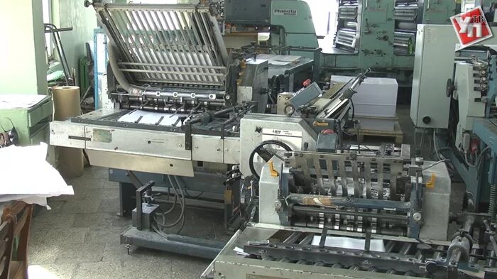 Шелкография ульяновск. Типография 27. Типография 27. Печатная машина mitsubishi a1. Типография 27.