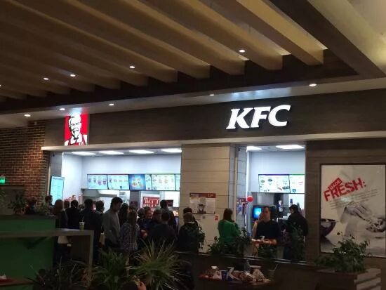 Кфс экраны. Kfc новый уренгой. Kfc кентукки фрайд чикен. Киэфси салехард. Kfc рига.