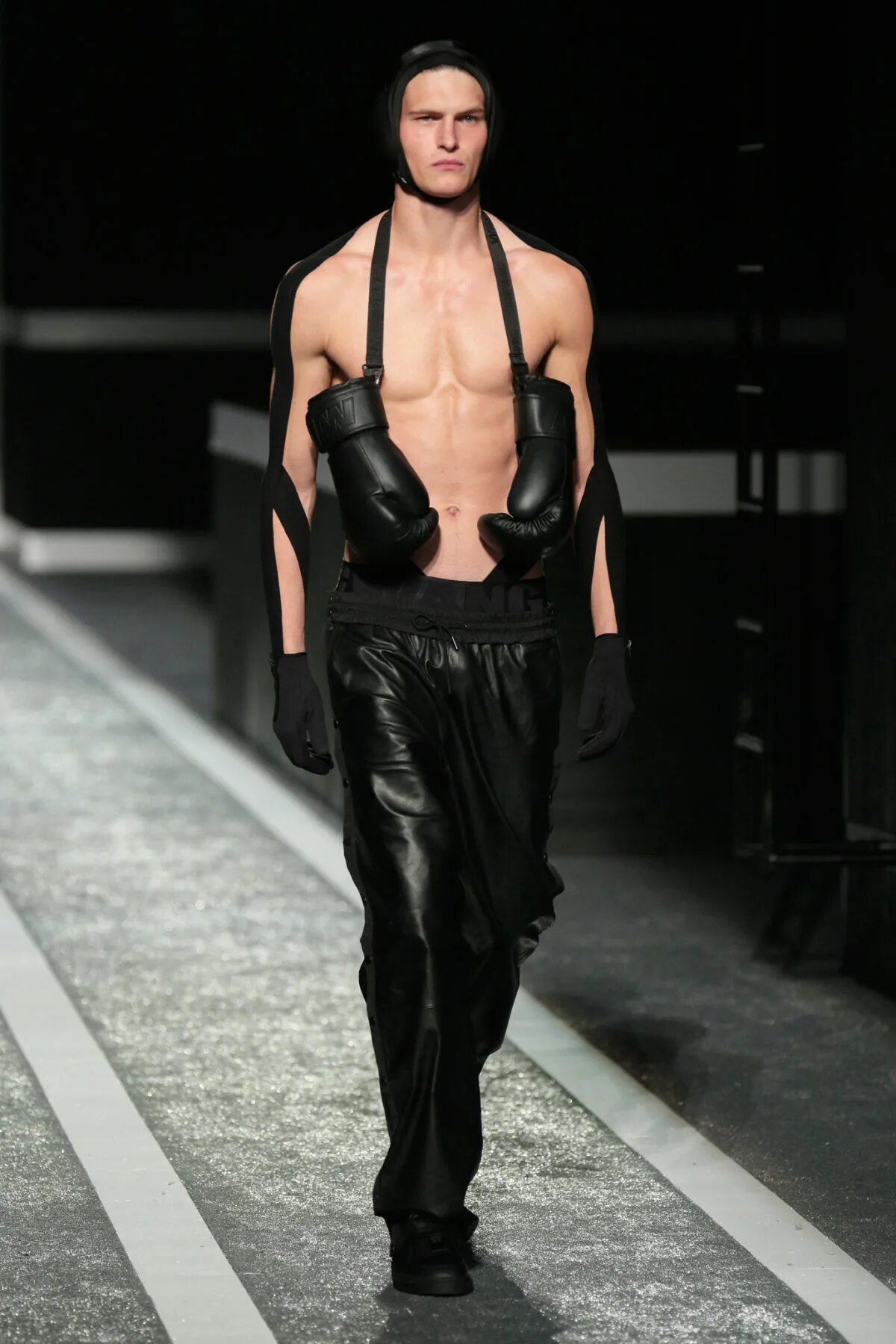 Михолап александр борисович продмит. Анна коржова x5 retail group. Заложук евгений тюмень. Саша рыбак детские фотографии. Александр вонг одежда мужская.