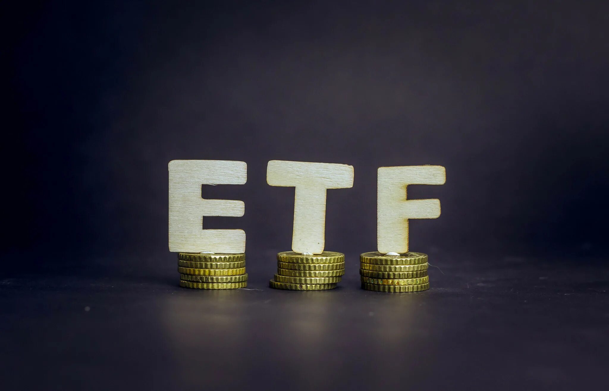 Паи иностранных etf. ETF фонды. Золотые ETF. Инвестиционные фонды ETF. Фонд ETF картинки.