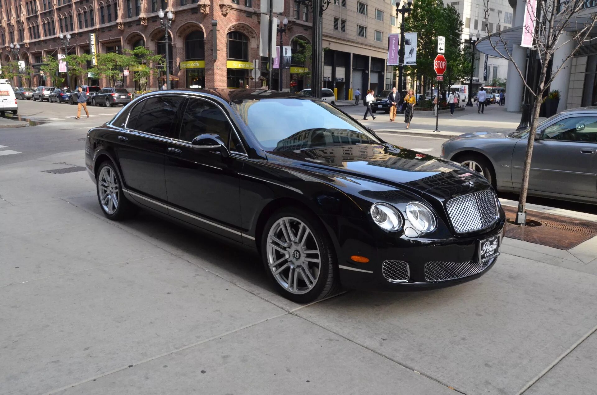 Бентли continental flying spur. Bentley Continental Flying Spur. Bentley Continental Flying Spur 2012. Bentley Continental Flying Spur 2011.