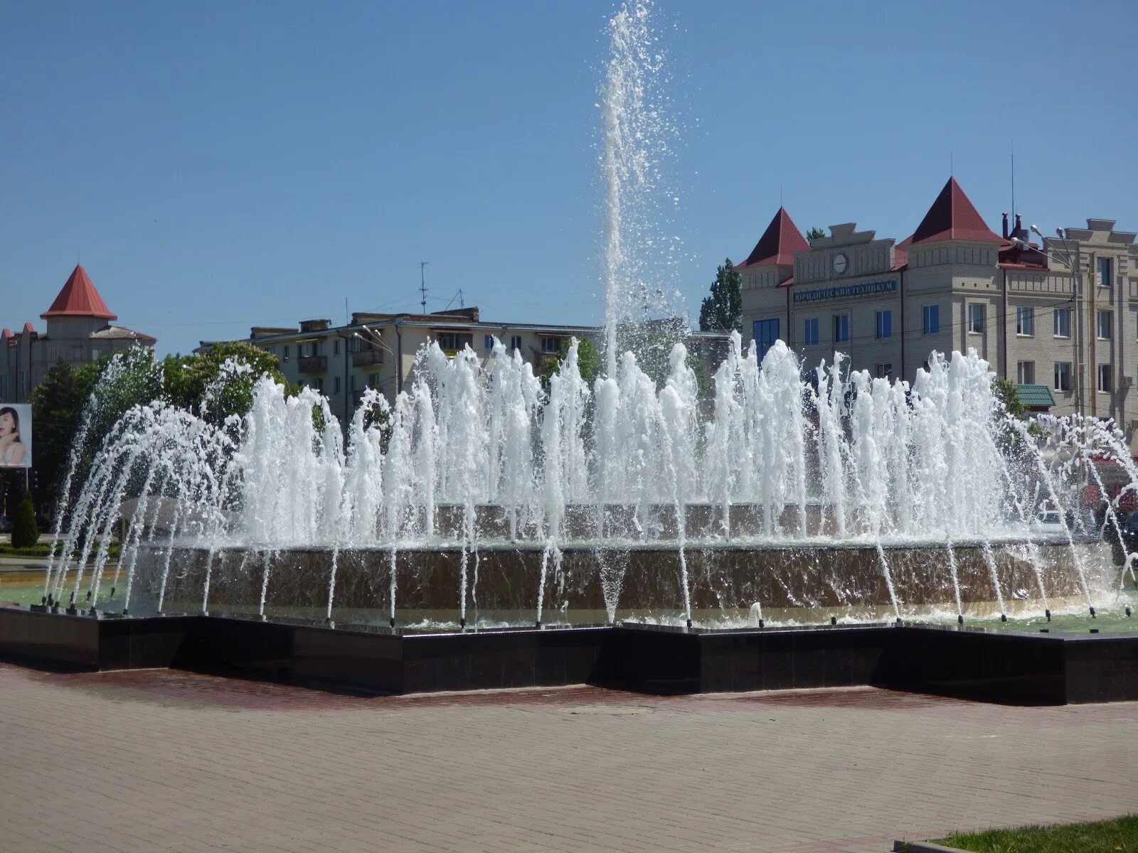 Достопримечательности города кропоткина краснодарского края. Кропоткин краснодарский край железнодорожный вокзал. Достопримечательности кропоткина краснодарского. Кропоткин город краснодарский край. Кубань кропоткин.