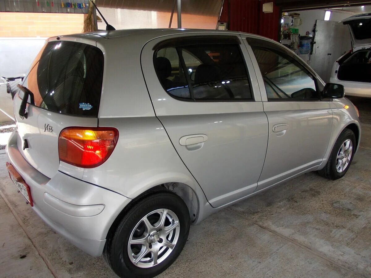тойота витц 2004. Toyota yaris 2004 года. Toyota vitz 2004 год купе. тойота витц 2004. 3.