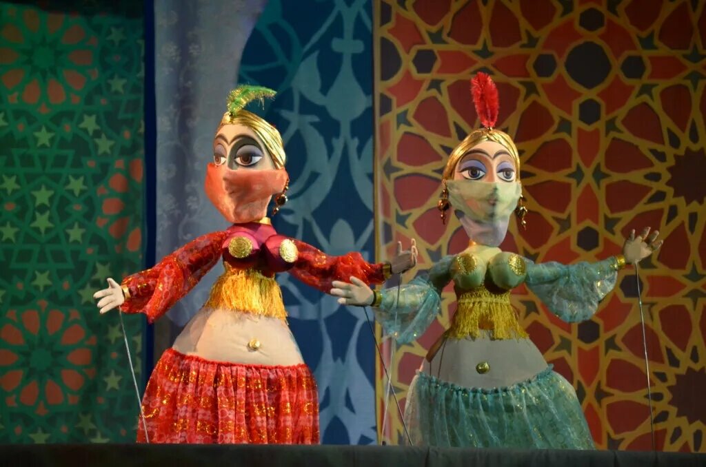 театр кукол тюмень внутри. театр кукол тюмень красная шапочка. тюмень, ул. тюменский кукольный театр здание. театральные куклы конёк-горбунок тюменский театр.