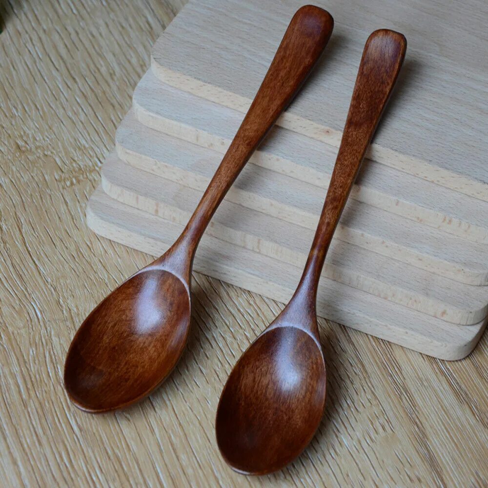 Wooden spoon. Деревянная ложка. Деревянные ложки столовые. Деревянная ложка для еды. Чайная ложечка деревянная.