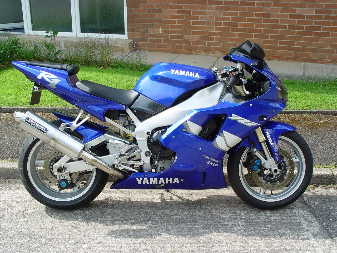 Ямаха 2001 года. Yamaha YZF-r1 2000. Yamaha YZF-r6 1999. Yamaha r1 1999. Yamaha YZF r1 1998.