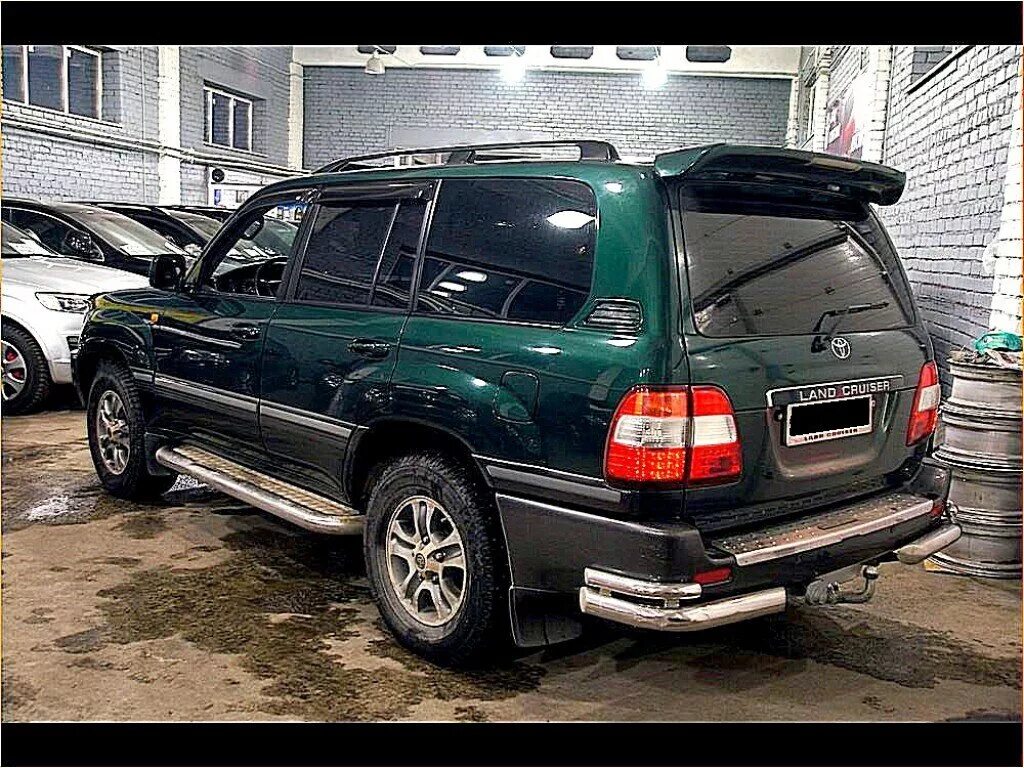 Чита ленд крузер 100. Toyota land cruiser 100 зеленый. land cruiser 100 темно зеленый. ленд крузер 100 темно зеленый. lc 100 кузов.