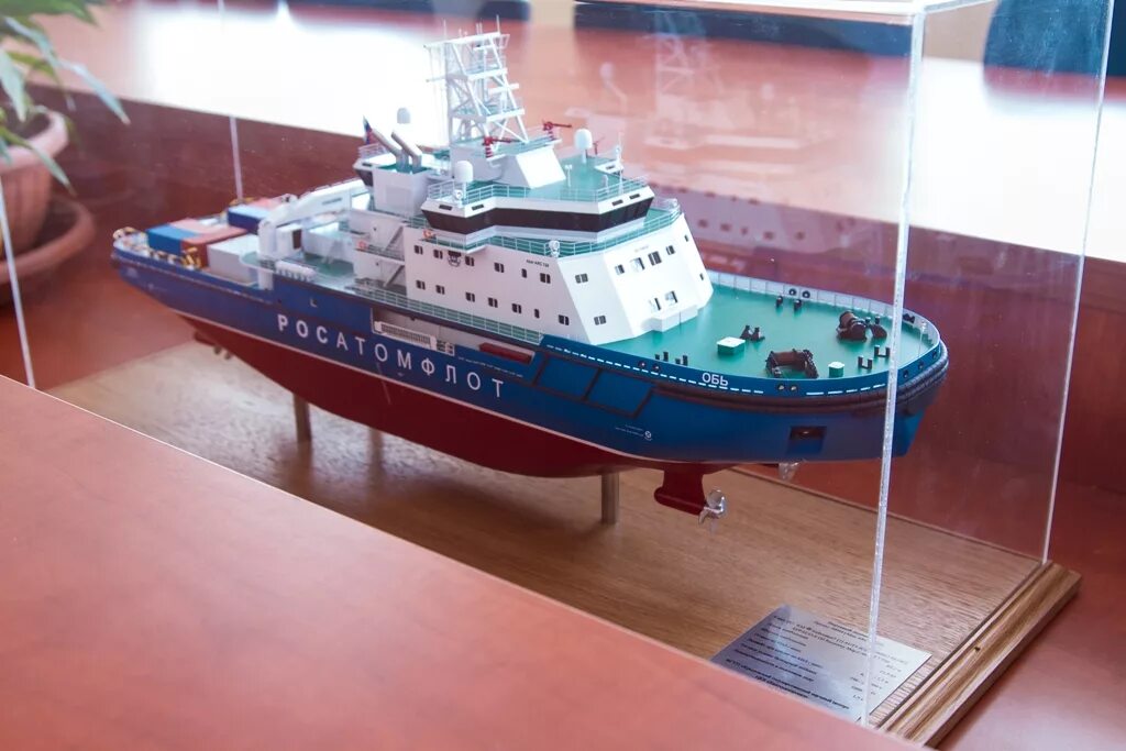Портовый ледокол «обь» (проект «aker arc 124»). Корвет «сукхотай» воороужение. Зеленодольский завод имени горького. 124 квадратный метр. Портовый ледокол «обь» (проект «aker arc 124»).