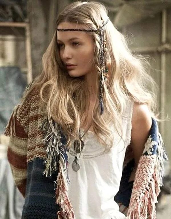 Pin on Peace and love! ;P Festival hair, Hippie hair, Hippie makeup
