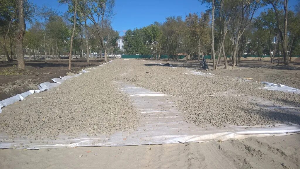 Дамба левый берег воронеж. Ломбард карасук новосибирской. Логотип банка левобережный. Подработка левом берегу. Акватория воронежского водохранилища.