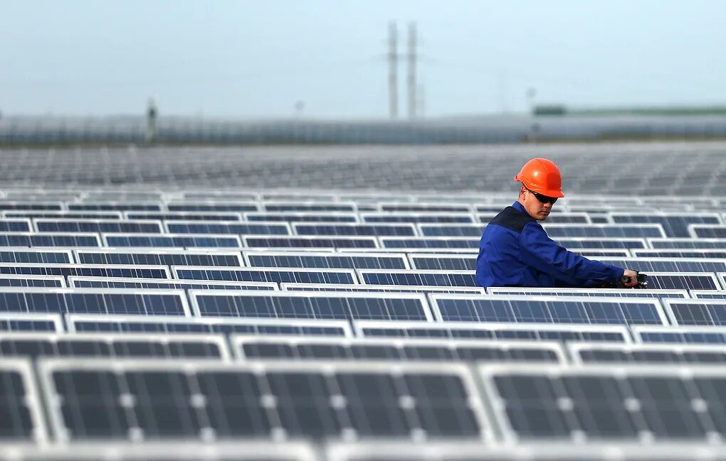 Cape may 25. Build 25. Яхта cape may 25. Гелиостанция ташкент. Солнечная станция в перово.