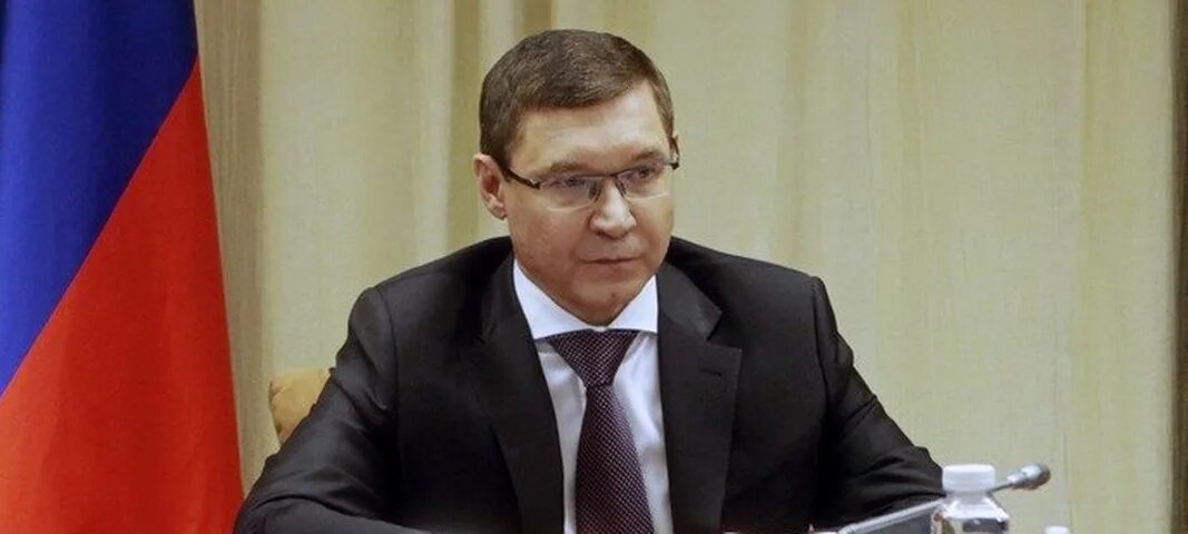 Полномочный представитель в уральском. Полномочный представитель президента в урфо 2025. полпред в уральском федеральном округе якушев. полпред урфо якушев фото.
