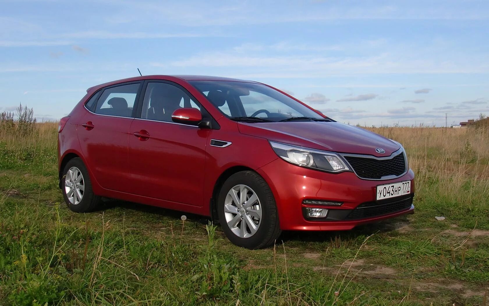 Оцинкованный рио. Kia Rio 2012. Кия Рио 2015 красный. Кия Рио 2012. Kia Rio 2012 Red.