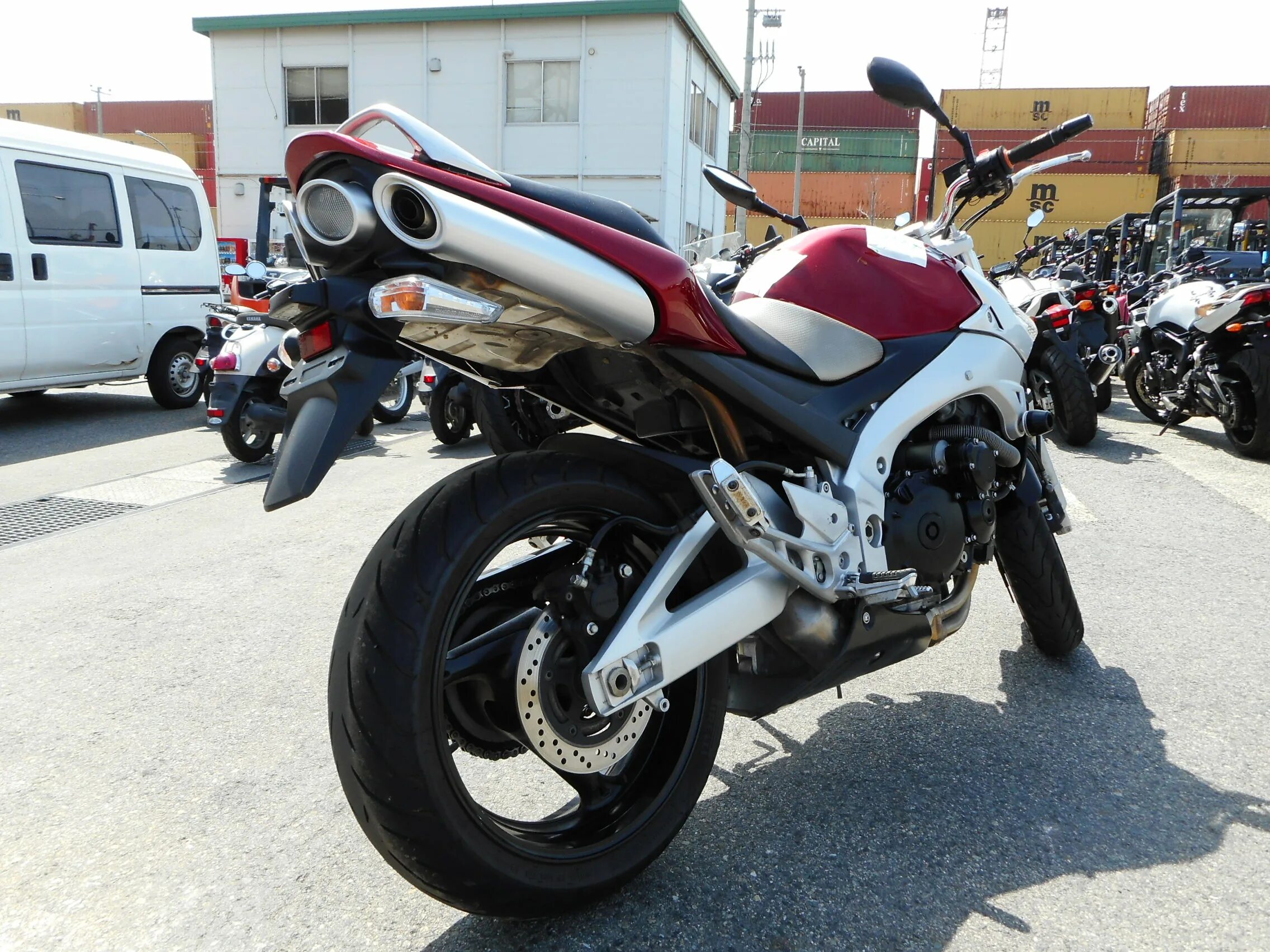 Buy 400. Yamaha fz 400 1997. Сузуки бандит gsf 400. Мотоцикл сузуки 400 кубов. Bajaj dominator 400.