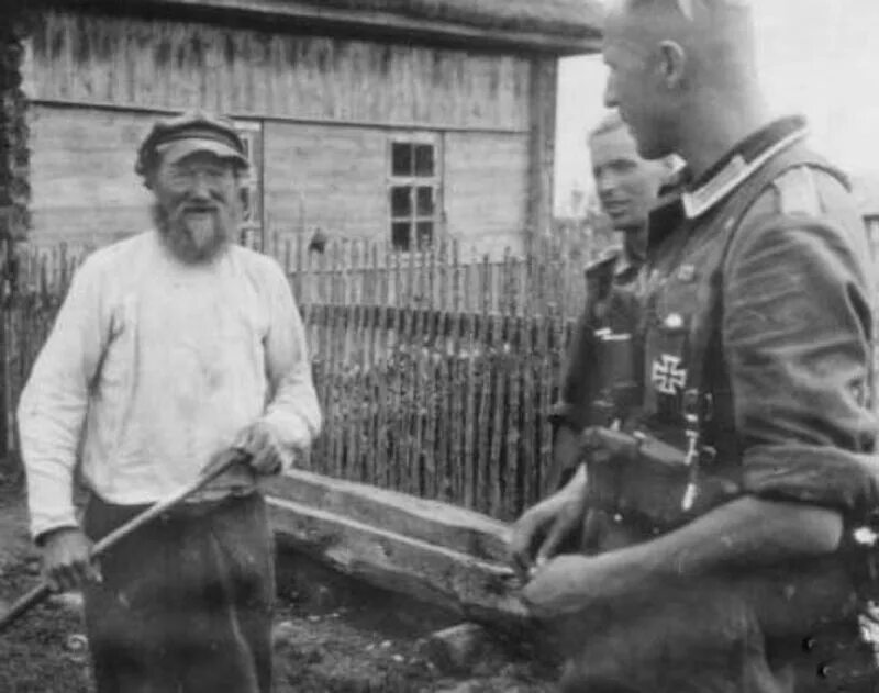 Фашистская деревня. Советская деревня глазами немцев. 1941г.. Деревни в Германии 1941 1943. Украинские деревни в оккупации 1941.