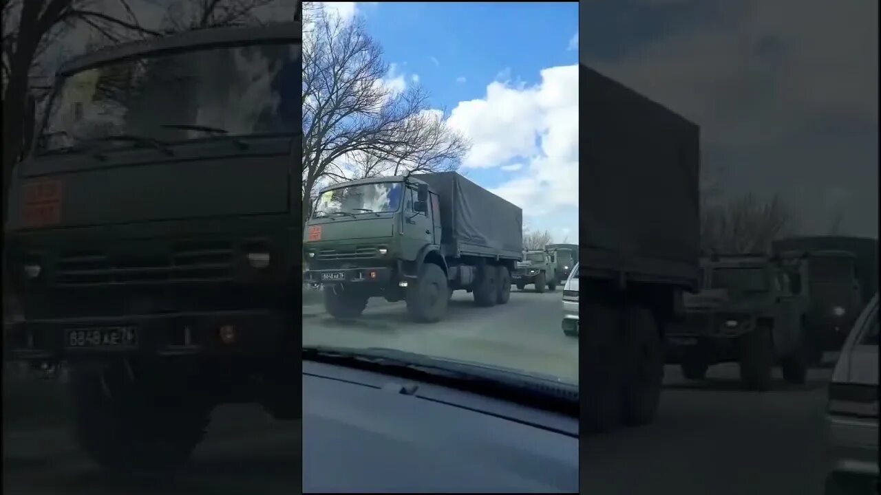 Колонны остановились. Воронеж колонны военной техники. Войска в Воронежской области на границе с Украиной и Россией. Войска на границе с Украиной Воронежская область. Колонна КАМАЗЫ армия на Луганск россий.