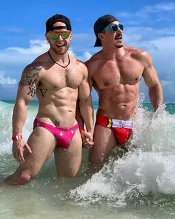 Gayguy top