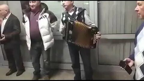 Слушаем частушки видео
