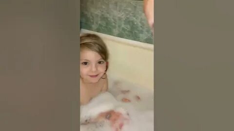 Брат и сестра перископ