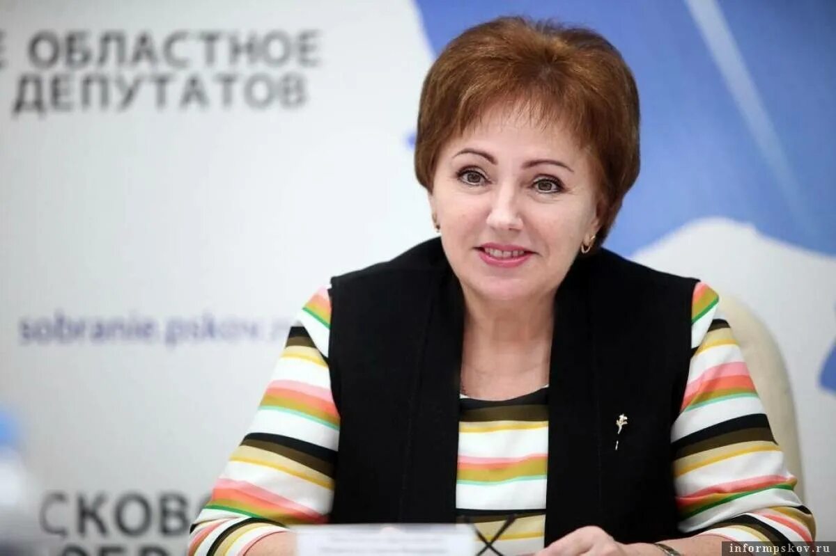 Заместитель председателя комитета по социальной политике. Заместитель председателя комитета по социальной политике. Заместитель председателя комитета по социальной политике. Сенатор бибикова. Заместитель председателя комитета по социальной политике.