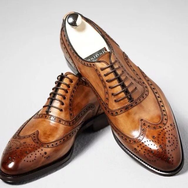 Китайские ботинки. Летние сандали из джинсов. Девушки в босоножках. Деррик роуз кроссовки 4. Look at these shoes.